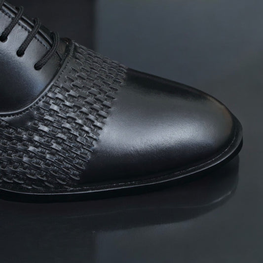 Limited Edition Crocodile-Embossed Oxfords- 16592